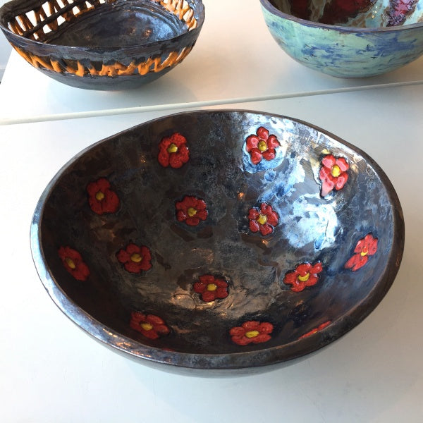 Unik keramisk salatbolle/fruktskål nr. 2 av Joanna Jagodzinska - Galleri EKG AS