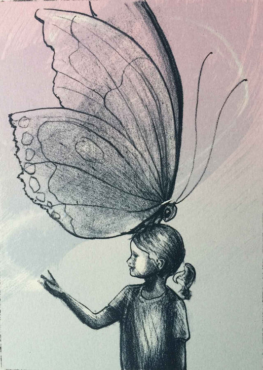 bilde av jente med sommerfugl i hodet kunstner Gro Mukta Holter